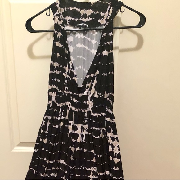 💜SOLD💜Empire cut Maxi dress - Picture 2 of 4